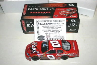1/24 CHEVROLET MONTE CARLO DALE EARNHARDT JR. SIGNED / AUTOGRAPHED COA ACTION - Immagine 1 di 4