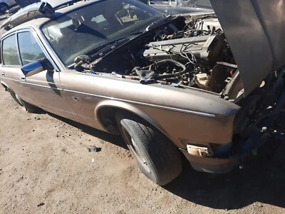 Конденсатор кондиционера для 1988-1989 Jaguar XJ6 1989 1988 конденсатор переменного тока б/у - Изображение 1 из 4