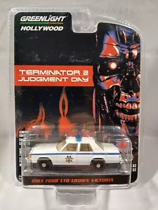 Greenlight Hollywood TERMINATOR 2 1983 FORD LTD CROWN VIC 1:64 serie #32 - Foto 1 di 2