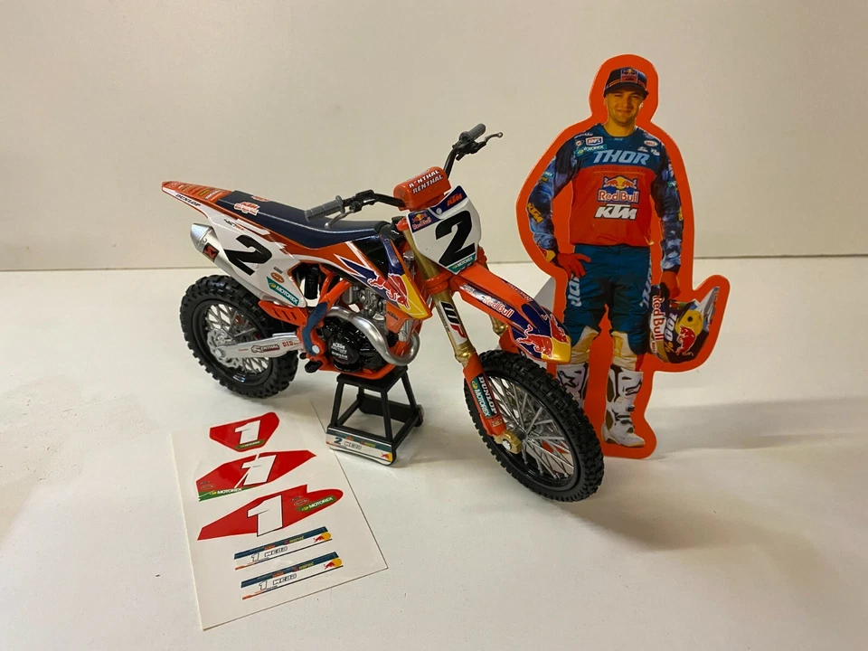 Red Bull KTM 450 SX-F, #2  Cooper Webb, Motocross Motorrad New Ray 1:10 - Bild 1 von 4