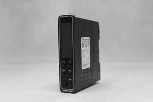 Omron Universalregler E5DC-QX2ASM002 - Bild 1 von 3