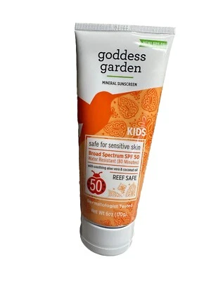 Goddes Garden Mineral Protector Solar Niños Para Piel Sensible FPS 50 Aloe Seguro para Arrecifes  Foto 1 de 4