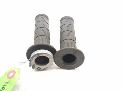 06-11 Kawasaki Ninja ZX14 ZX1400C tubo e empunhaduras do acelerador - Imagem 1 de 4