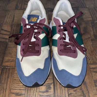 Tênis New Balance® masculino 9 D Classics 237v1 bege/verde relógio noturno - Imagem 1 de 4