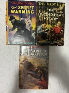 3 Hardy Boys Books DJ Lot - Picture 1 of 6