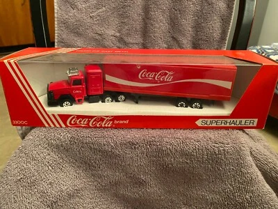 Corgi Coca-Cola Promo Tractor Trailer Truck #3300C  Back doors open & close - Image 1 of 4