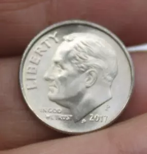 US 2017P Roosevelt Dime Coin 10 Cent - Picture 1 of 3