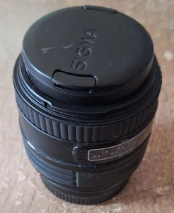 SIGMA AUTO FOCUS ZOOM-K 70-210MM 1:4-5.6 FOR MINOLTA AF MOUNT with Tiffen 812 - Picture 1 of 6