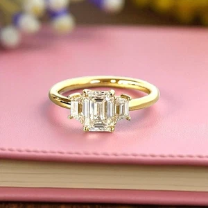 1.70 Ct Emerald 18k Yellow Gold IGI Certified Lab Grown Diamond Engagement Ring - Picture 1 of 14