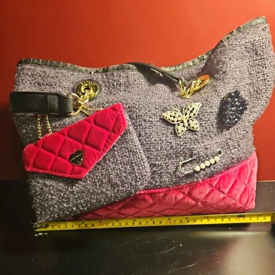 Betsey Johnson gray tweed & magenta velvet pearl butterfly jewel heart tote bag - Image 1 of 4