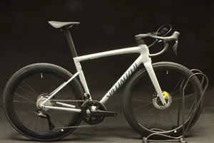 2025 Specialized Tarmac SL8 Pro Ultergra Di2 12s Bike 54cm Silver Floor Demo - Picture 1 of 11