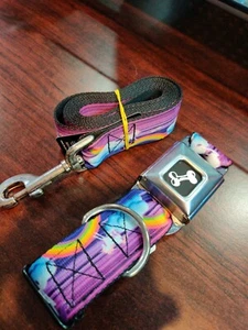 Einhörner & Regenbogen mit Streifen lila Hundehalsband & Leine Kombi von Buckle-Down - Bild 1 von 6