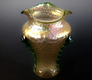 FINE KRALIK HAND BLOWN LUSTRE VASE - Picture 1 of 7