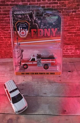 Greenlight 1/64 1987 FORD F-350 MINI PUMPER FIRE TRUCK FDNY - Image 1 of 4