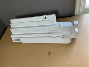 NEU Original Frigidaire Electrolux Kühlschrank Speisekammer Feinkostschublade RECHTE Schiene - Bild 1 von 4