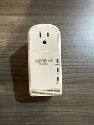 TRENDnet TPL-307E 200Mbps Powerline AV Adapter with Bonus Outlet - Image 1 of 4
