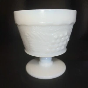 Vintage Milk Glass dessert Cup on pedestal Grapes 3-1/2 X 3-1/2 - Picture 1 of 5