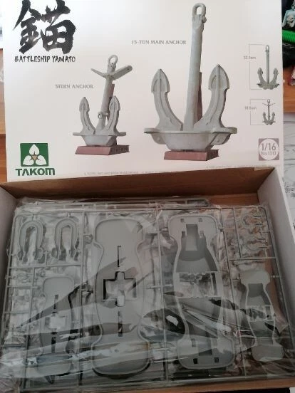 TAKOM BATTLESHIP YAMATO MAIN ANCHOR  15 TON & STERN ANCHOR   1-16  COD. 1013 - Immagine 1 di 1