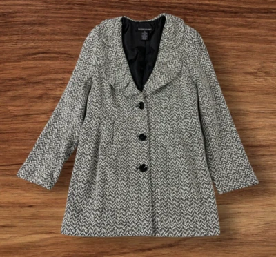 Elena Solano Tweed Button Front Belted Lined Coat Size XL - Image 1 of 4