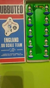 Subbuteo zombie INGHILTERRA C 500 SPECIAL ZOMBIE equipe vintage - Foto 1 di 2