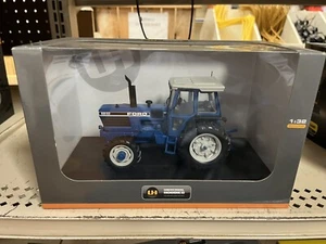 1/32 Ford 8830 Tractor - Picture 1 of 4