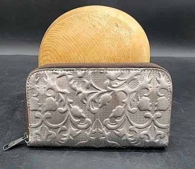 PATRICIA NASH NAZARI BIFOLD LEATHER WALLET TOOLED SILVER - Image 1 of 4