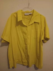 Camicetta Basic Editions, donna taglie forti 22W, giallo vintage, manica corta, usata in ottime condizioni - Foto 1 di 6