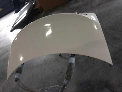 Tapa de cubierta usada se adapta a: Mercedes-Benz Mercedes clase CLA 117 2019 tipo grado CLA250 Foto 1 de 4