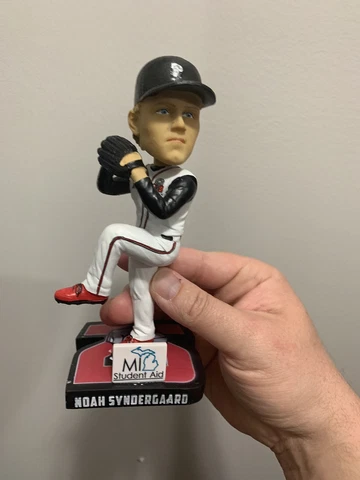 Noah Syndergaard Bobblehead SGA Lansing Lugnuts NIB, 25th Anniversary METS Cover