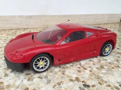 FERRARI 360 1:5  - 2 TEMPI a scoppio 22,5cc telaio CARSON RADIOCOMANDATA - usata - Immagine 1 di 4