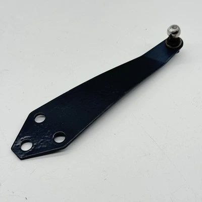 Porsche 356 912 Eje transversal Acelerador Bola Enchufe FAN SHROUD Soporte Soporte Foto 1 de 2