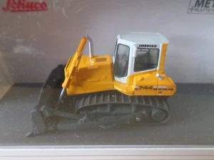 Schuco Liebherr PR 744 Bulldozer - Bild 1 von 3