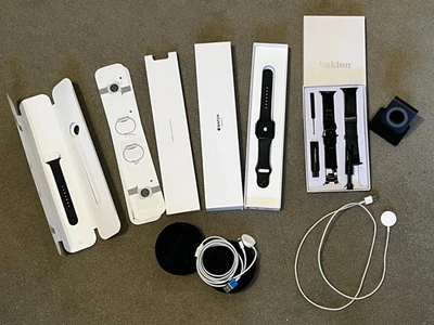 Apple iWatch Series 3 - Image 1 of 4