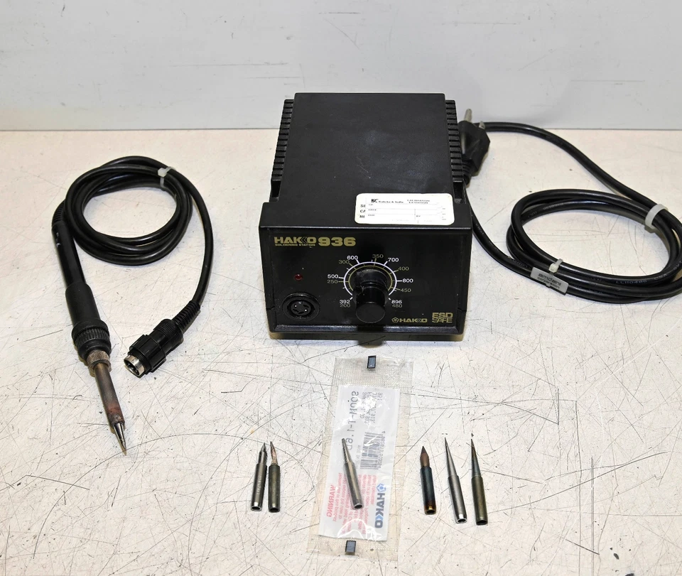 ¡Hakko 936 con pieza de mano 907 y puntas adicionales! Foto 1 de 1