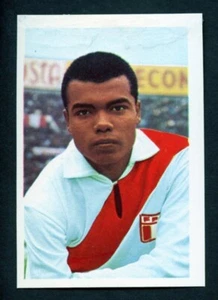 1970 Teofilo Cubillas World Cup Rookie FKS FIFA Sticker Card Peru - Picture 1 of 2