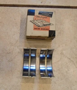 1937-1948 OLDSMOBILE 6 & 8 Cylinder Engine Rear Main Bearing .030 38 39 40 41 46 - Bild 1 von 2