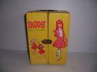 Étui de transport poupée vintage 1964 Skipper Barbie's Little Sister