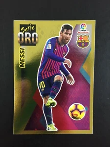 2020 Lionel Messi Foil Gold Sticker Panini La Liga Este (19-20) / Gold Series - Picture 1 of 3