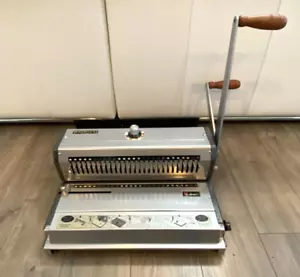 Akiles AWM21 Model WireMac-21 Wire Punch and Binding Equipment, 2:1 Pitch - Picture 1 of 8