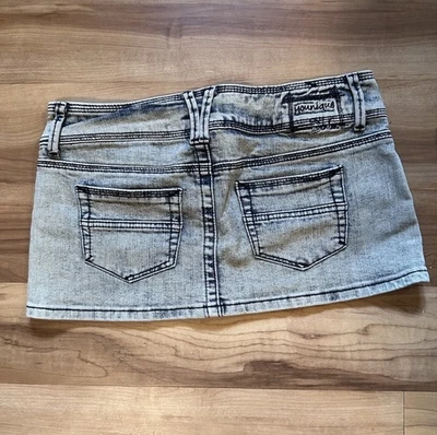 Minifalda vaquera de colección Y2K Younique lavado a la piedra marrón tostado tiro bajo grunge lavado ácido Foto 1 de 4