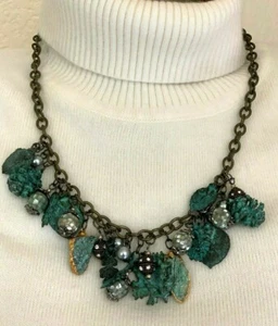 HANDMADE NECKLCE EMBELLISHED WITH VERDIGRIS PATTINA GREEN LEAVES, PINE CONE,BEAD - Picture 1 of 11