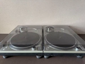 Technics SL-1200MK6 Silver Pair with Dust Cover Direct Drive DJ Turntable Tested - Picture 1 of 7