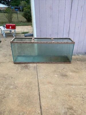 Acuario de peces 150 galones usado Foto 1 de 4