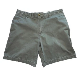 LL Bean Mens Chino Shorts 36 Khaki Green Classic Fit Outdoor Pocket Zip Front - Picture 1 of 5