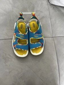 Nuovi sandali Keen bambini Knotch Creek punta aperta scarpe acqua zona flessibile morbide 13 - Foto 1 di 8
