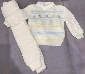 Vntg Welcome Home Crotchet Knot Baby Clothes Set Pastel Birds Take Home 3/6m - Picture 1 of 3