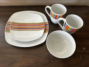 Tabletop Gallery Porcelain“Westwood” 37 Piece Dish Set - Picture 1 of 6