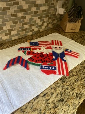 4th Of July Patriotic Hand Made Yarn Sign - Image 1 of 4