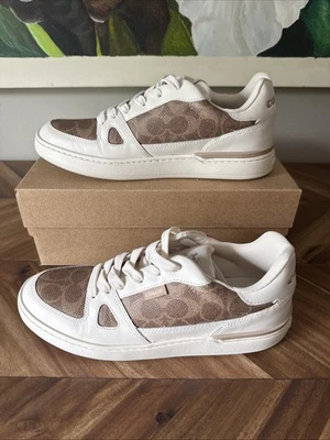 Coach Clip Sig Court LT Khaki/Chalk Color Size Women’s 9 - Image 1 of 4