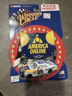 Coche diecast Winners Circle Race Hood Series Kevin Harvick 29 America Online 1/64 Foto 1 de 4